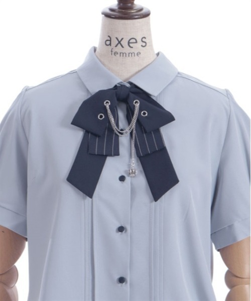 axes femme(アクシーズファム)の「ハトメ×チェーン付リボンブラウス(シャツ/ブラウス・レディース・キナリ/サックスブルー/ブラック/ラベンダー・FREE)」の16枚目の写真