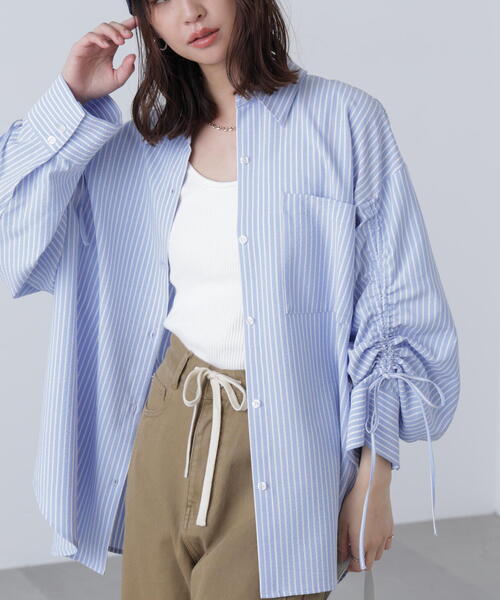 FREE'S MART（フリーズマート）の「◆袖シャーリングオーバーシャツ（シャツ/ブラウス・レディース・ブルー/ブルー系その他/ホワイト/ピンク/ブラウン系その他/ホワイト系その他・FREE）」の6枚目の写真