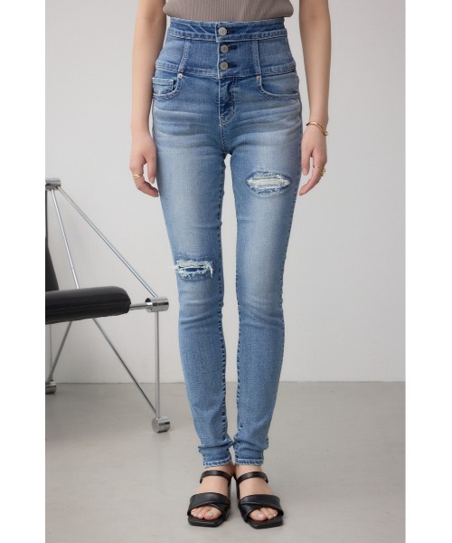 AZUL by moussy(アズールバイマウジー)の「AZUL DENIM ハイウエストボタンリペアスキニー(デニムパンツ・レディース・ダークブルー/ブルー・X-SMALL/SMALL/MEDIUM)」の6枚目の写真