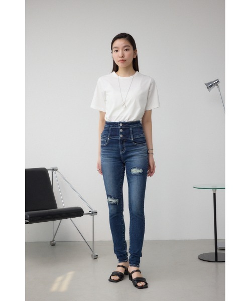 AZUL by moussy(アズールバイマウジー)の「AZUL DENIM ハイウエストボタンリペアスキニー(デニムパンツ・レディース・ダークブルー/ブルー・X-SMALL/SMALL/MEDIUM)」の16枚目の写真