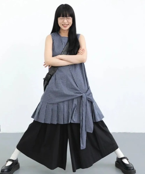 DIAVEL（ディアベル）の「チェック柄ノースリーブワンピース（Tシャツ/カットソー・レディース・ネイビー・M）」の2枚目の写真