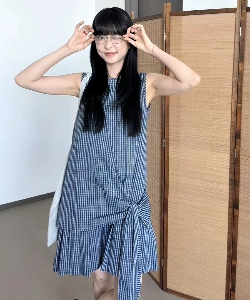 DIAVEL（ディアベル）の「チェック柄ノースリーブワンピース（Tシャツ/カットソー・レディース・ネイビー・M）」の8枚目の写真