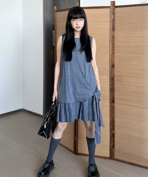 DIAVEL（ディアベル）の「チェック柄ノースリーブワンピース（Tシャツ/カットソー・レディース・ネイビー・M）」の9枚目の写真