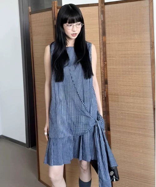 DIAVEL（ディアベル）の「チェック柄ノースリーブワンピース（Tシャツ/カットソー・レディース・ネイビー・M）」の7枚目の写真