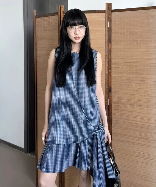 DIAVEL（ディアベル）の「チェック柄ノースリーブワンピース（Tシャツ/カットソー・レディース・ネイビー・M）」の10枚目の写真