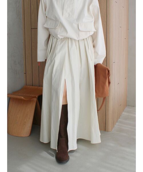 Ungrid（アングリッド）の「スリットボリュームスカート（スカート・レディース・ブラック/アイボリー・FREE）」の7枚目の写真