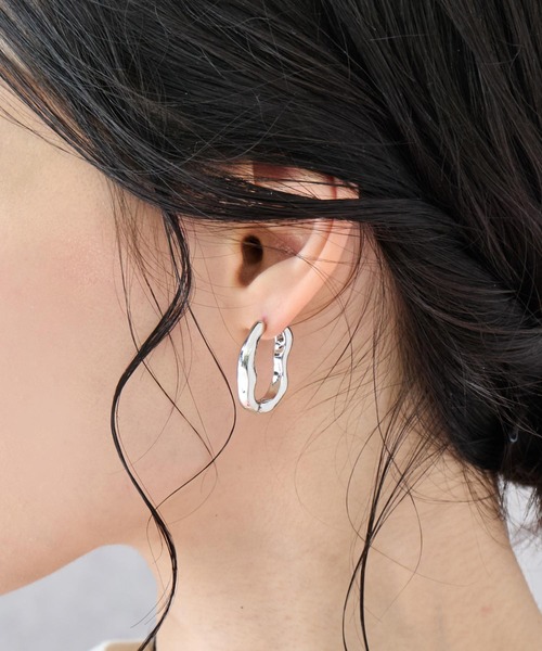 ANAP（アナップ）の「ニュアンス リング ピアス（ピアス（両耳用）・レディース・ゴールド/シルバー・FREE）」の2枚目の写真