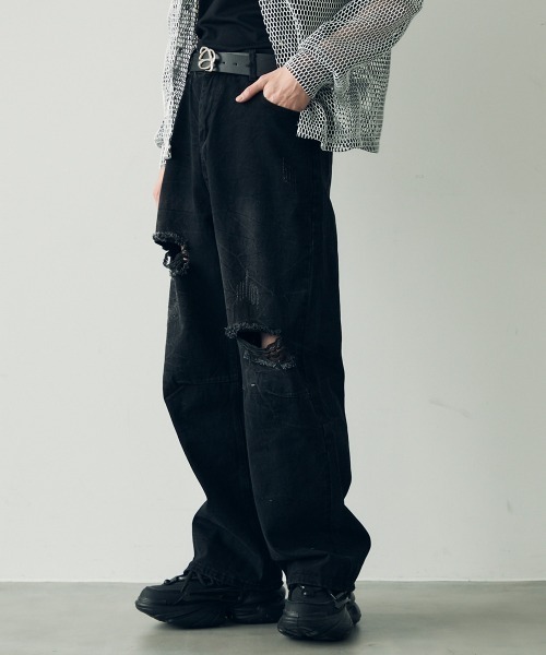 Shoowtime(ショウタイム)の「Knee-tuck distressed vintage denim pants / ニータックダメージヴィンテージデニムパンツ(デニムパンツ・メンズ・ブラック/ブルー・MEDIUM/X-LARGE/LARGE)」の4枚目の写真
