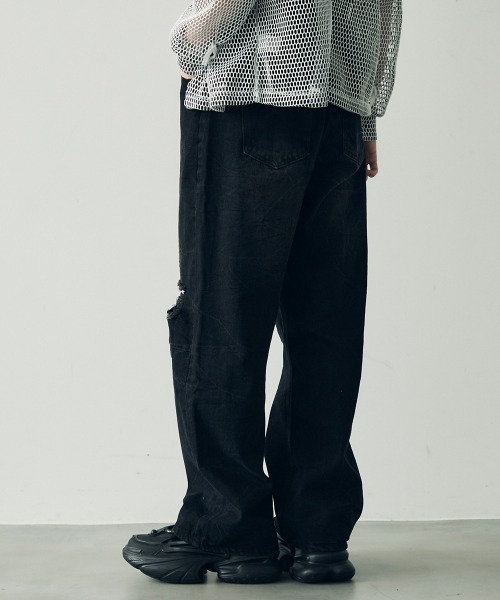 Shoowtime(ショウタイム)の「Knee-tuck distressed vintage denim pants / ニータックダメージヴィンテージデニムパンツ(デニムパンツ・メンズ・ブラック/ブルー・MEDIUM/X-LARGE/LARGE)」の7枚目の写真