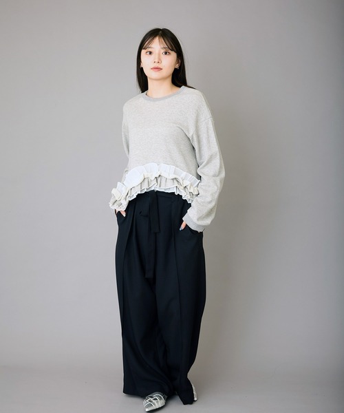 フリルデザインスウェット（スウェット）｜AVIE（アビィ）の