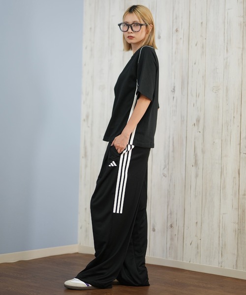 adidas(アディダス)の「adidas/アディダス W STADIUM Tシャツ スリーストライプス JZQ95(Tシャツ/カットソー・レディース・オフホワイト/ブラック・M/L)」の15枚目の写真