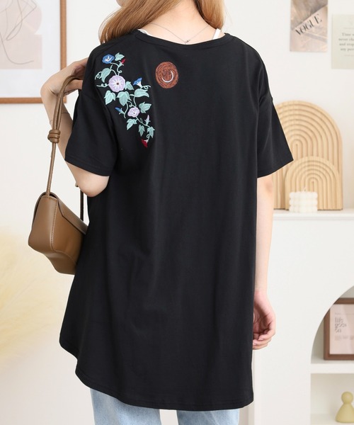 Emago(イマゴ)の「EMAGO アサガオ刺繍フレアT(Tシャツ/カットソー・レディース・ネイビー/レッド/ブラック・FREE)」の7枚目の写真