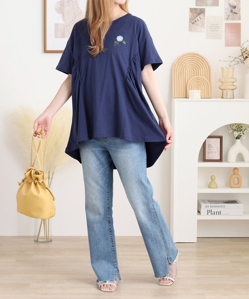 Emago(イマゴ)の「EMAGO アサガオ刺繍フレアT(Tシャツ/カットソー・レディース・ネイビー/レッド/ブラック・FREE)」の15枚目の写真