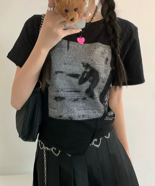shopnikoniko(ショップニコニコ)の「チビT 半袖 ショート丈 アシンメトリー 韓国ファッション y2k Tシャツ クロップド丈 プリント ピチT(Tシャツ/カットソー・レディース・グレー/ブラック/ホワイト・フリー)」の10枚目の写真