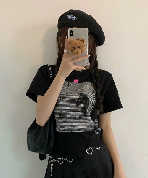 shopnikoniko(ショップニコニコ)の「チビT 半袖 ショート丈 アシンメトリー 韓国ファッション y2k Tシャツ クロップド丈 プリント ピチT(Tシャツ/カットソー・レディース・グレー/ブラック/ホワイト・フリー)」の12枚目の写真