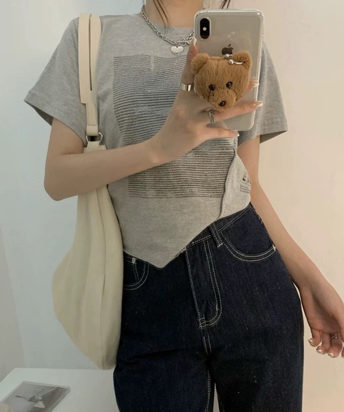 shopnikoniko(ショップニコニコ)の「チビT 半袖 ショート丈 アシンメトリー 韓国ファッション y2k Tシャツ クロップド丈 プリント ピチT(Tシャツ/カットソー・レディース・グレー/ブラック/ホワイト・フリー)」の13枚目の写真