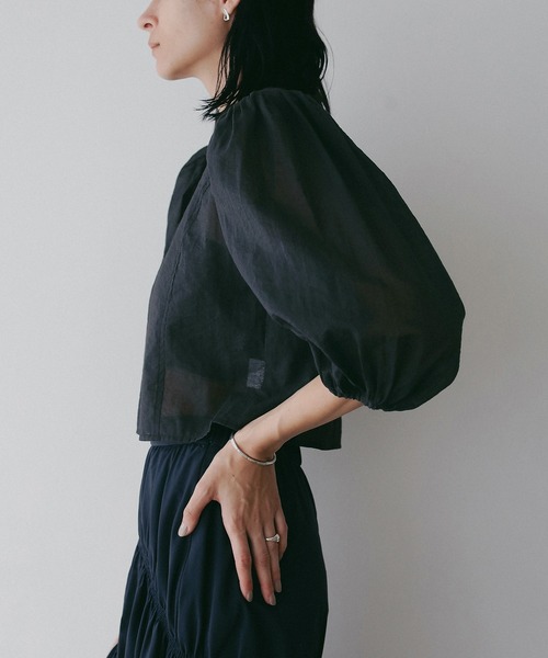 MANOF（マノフ）の「SHEER GATHER BLOUSE（シャツ/ブラウス・レディース・ブルー/ブラック/ピンク・S/M）」の19枚目の写真