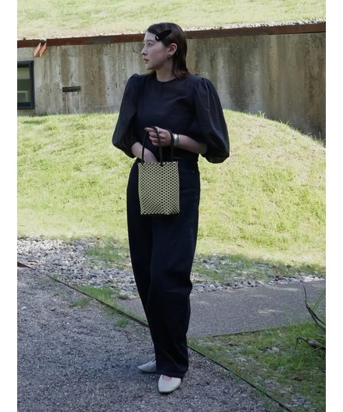 MANOF（マノフ）の「SHEER GATHER BLOUSE（シャツ/ブラウス・レディース・ブルー/ブラック/ピンク・S/M）」の5枚目の写真