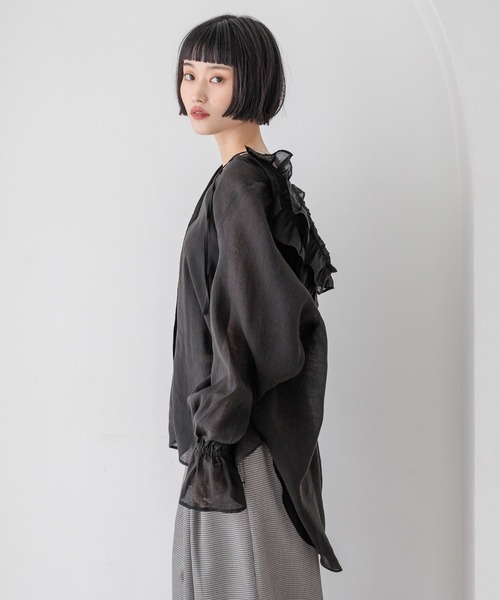 LOWRYS FARM（ローリーズファーム）の「フリルフードシャツ　579513（シャツ/ブラウス・レディース・ブラック/アイボリー/ホワイト系その他/ブラック系その他/その他8・FREE）」の14枚目の写真