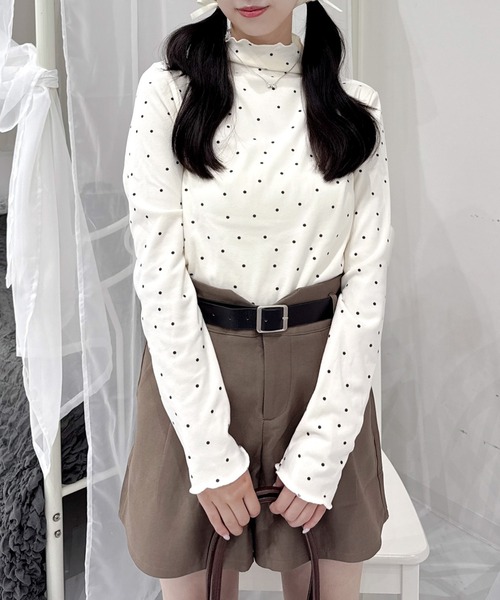 Mejoul(メジュール)の「ドット柄ハイネックメロウロンT(Tシャツ/カットソー・レディース・ホワイト/ブラック・M/L)」の10枚目の写真