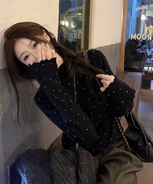 Mejoul(メジュール)の「ドット柄ハイネックメロウロンT(Tシャツ/カットソー・レディース・ホワイト/ブラック・M/L)」の17枚目の写真