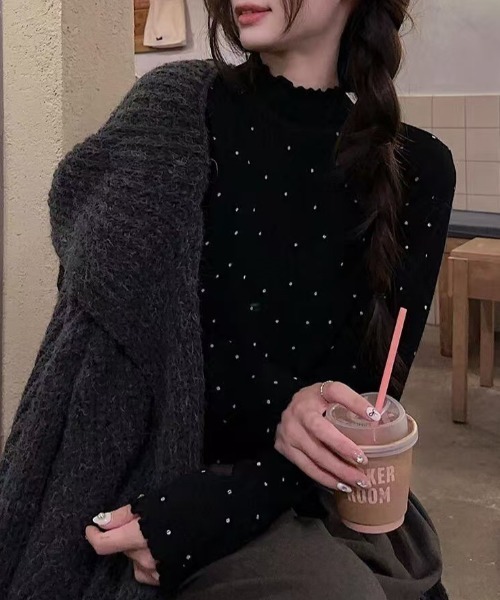 Mejoul(メジュール)の「ドット柄ハイネックメロウロンT(Tシャツ/カットソー・レディース・ホワイト/ブラック・M/L)」の16枚目の写真