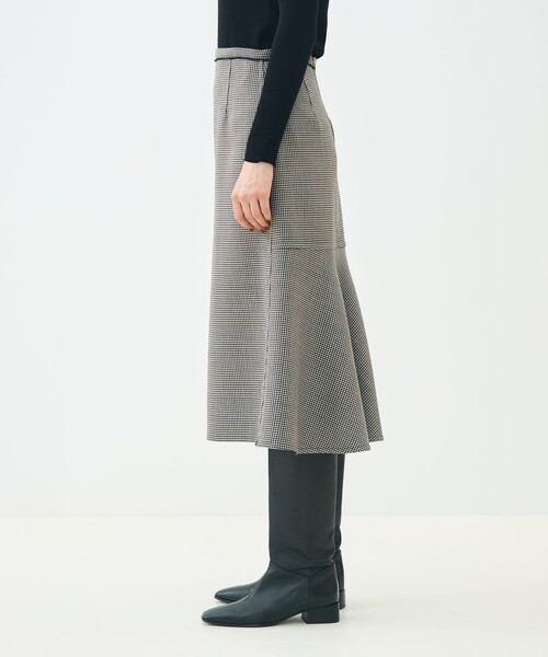 TOMORROWLAND collection(トゥモローランドコレクション)の「ガンクラブトゥースリバー 2-wayマーメイドスカート(スカート・レディース・ブラック系その他・36/34)」の4枚目の写真