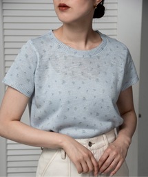 eim（エイム）の「small floral pattern round neck tops / スモールフローラルパターンラウンドネックトップス（Tシャツ/カットソー）」