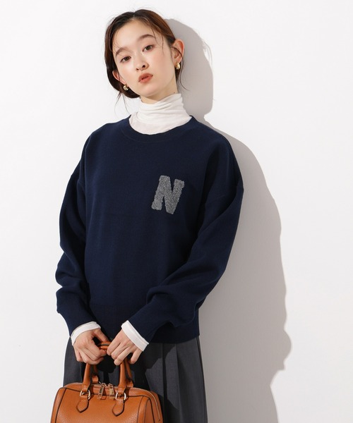 N.(N. Natural Beauty Basic)(エヌエヌナチュラルビューティーベーシック)の「スウェットライクロゴニット(ニット/セーター・レディース・ネイビー/ブルー/グレー・MEDIUM)」の2枚目の写真