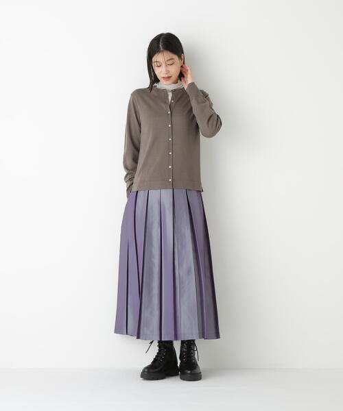 human woman(ヒューマンウーマン)の「◆ハイツイストウールクルーネックカーディガン(カーディガン/ボレロ・レディース・ブラウン系その他/パープル/ネイビー・MEDIUM)」の6枚目の写真