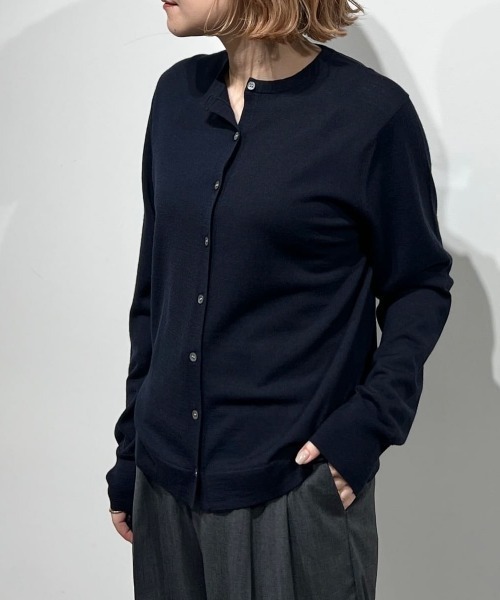 human woman(ヒューマンウーマン)の「◆ハイツイストウールクルーネックカーディガン(カーディガン/ボレロ・レディース・ブラウン系その他/パープル/ネイビー・MEDIUM)」の1枚目の写真