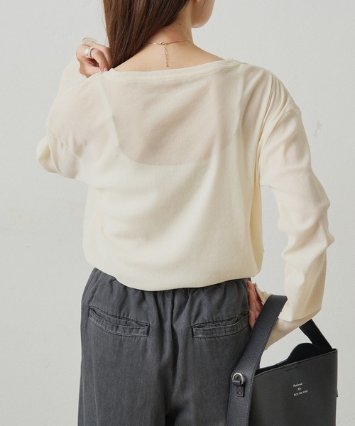 PUAL CE CIN（ピュアルセシン）の「ナイロンチュールベロアクルーネックカットソー（Tシャツ/カットソー・レディース・アイボリー/ブラウン/ライトグレー・FREE）」の5枚目の写真