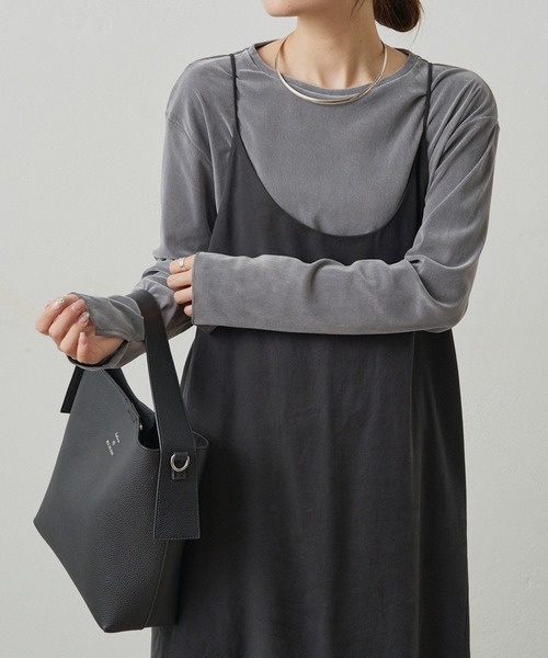 PUAL CE CIN（ピュアルセシン）の「ナイロンチュールベロアクルーネックカットソー（Tシャツ/カットソー・レディース・アイボリー/ブラウン/ライトグレー・FREE）」の19枚目の写真