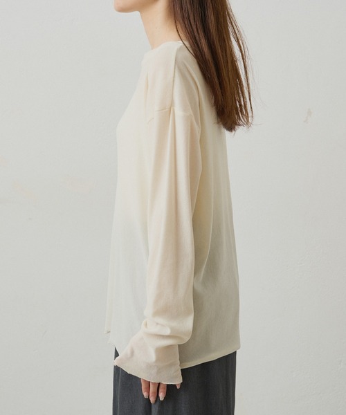 PUAL CE CIN（ピュアルセシン）の「ナイロンチュールベロアクルーネックカットソー（Tシャツ/カットソー・レディース・アイボリー/ブラウン/ライトグレー・FREE）」の17枚目の写真