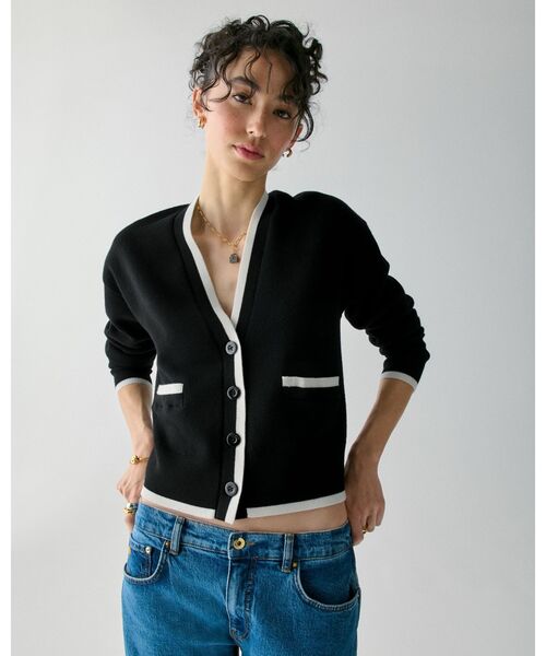 kate spade new york（ケイトスペード ニューヨーク）の「Vネック カーディガン（カーディガン/ボレロ・レディース・ブラック・SMALL/MEDIUM）」の2枚目の写真