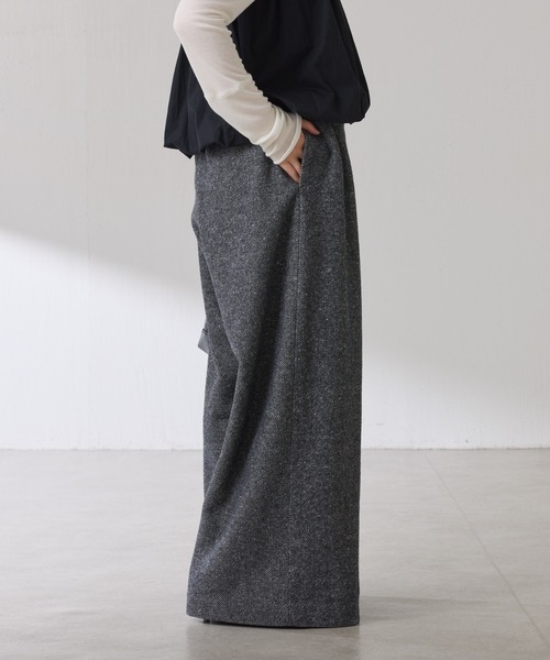 COLLAGE GALLARDAGALANTE（コラージュガリャルダガランテ）の「ツイードタックワイドパンツ（デニムパンツ・レディース・ベージュ/ブラック・FREE）」の13枚目の写真