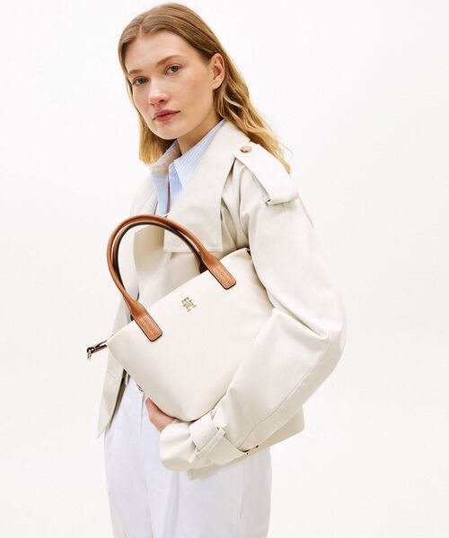 TOMMY HILFIGER（トミーヒルフィガー）の「ポペットミニトートバッグ（ショルダーバッグ・レディース・ベージュ/レッド/グリーン/ブラック・FREE）」の10枚目の写真