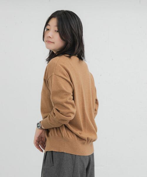 EKAL（エカル）の「ウールハイゲージニットカーディガン（カーディガン/ボレロ・レディース・ブラック/グレー/ベージュ・ONE）」の8枚目の写真