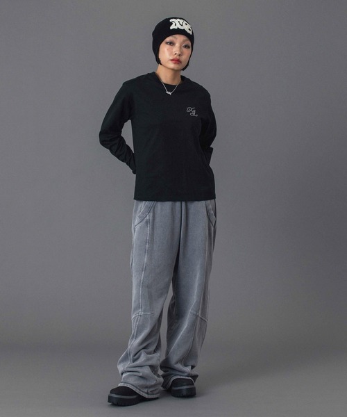 X-girl(エックスガール)の「RHINESTONE COMBINATION LOGO L/S TEE(Tシャツ/カットソー・レディース・ブラック/ホワイト・S/M/L)」の4枚目の写真