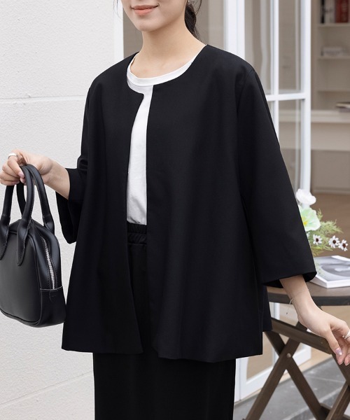 ReRe(リリ)の「七分袖ペプラム風ラウンドネックジャケット(ノーカラージャケット・レディース・グレイッシュベージュ/ブラック/グレー/ネイビー/ベージュ・MEDIUM/LARGE)」の20枚目の写真
