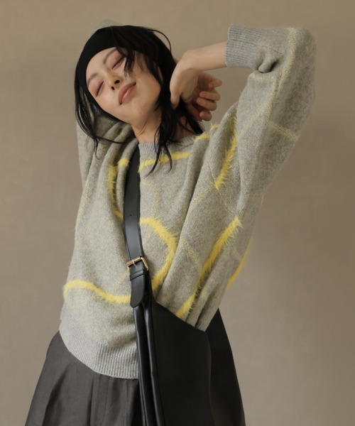 Ulysses(ユリシス)の「フェザー&ラメラインPO(ニット/セーター・レディース・ライトグレー/チャコール/アイボリー・M)」の14枚目の写真