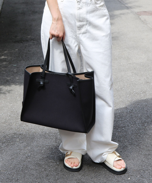 GIANNI CHIARINI(ジャンニ キアリーニ)の「【GIANNI CHIARINI/ジャンニ キアリーニ】MARCELLA M マルチェッラトートバッグ(トートバッグ・レディース・ブラック・フリー)」の5枚目の写真