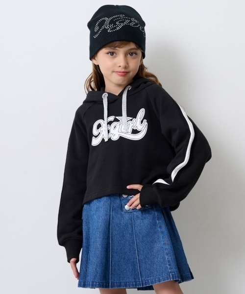 X-girl Stages（エックスガールステージス）の「肩ラインロゴプリントパーカー（パーカー・キッズ・ブラック/ピンク/カラフル・140cm/90cm/100cm/130cm/120cm/110cm）」の2枚目の写真