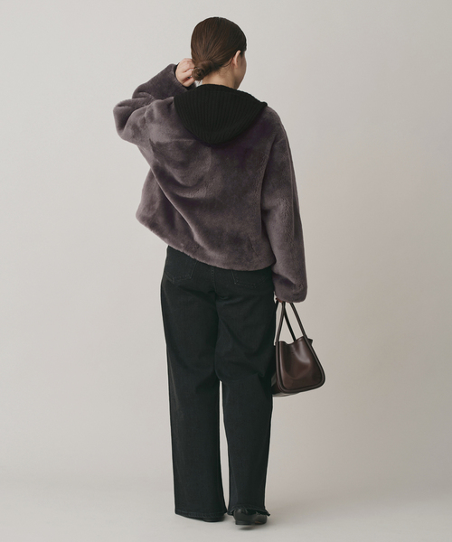 IENA（イエナ）の「ムートン ショートコート（ムートンコート・レディース・グレー・FREE）」の10枚目の写真