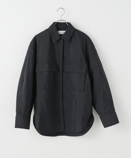 christian wijnants(クリスチャンワイナンツ)の「CHRISTIAN WIJNANTS/クリスチャンワイナンツ PADDED NYLON SHIRT(その他アウター・レディース・カーキ/ネイビー・FREE)」の17枚目の写真