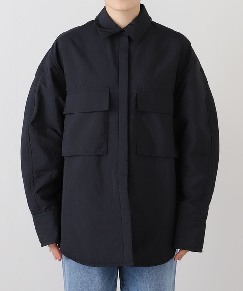 christian wijnants(クリスチャンワイナンツ)の「CHRISTIAN WIJNANTS/クリスチャンワイナンツ PADDED NYLON SHIRT(その他アウター・レディース・カーキ/ネイビー・FREE)」の5枚目の写真