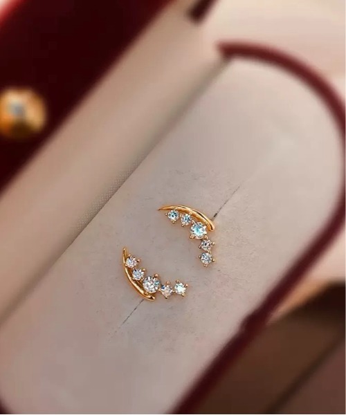 Burner(バーナー)の「【blatto 925silver】シルバー925 ムーンラインジルコニアピアス esm-pierce-51-16【RBTS】(ピアス(両耳用)・レディース・シルバー/ゴールド・FREE)」の5枚目の写真