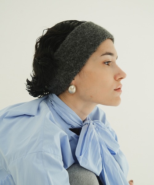 CLANE(クラネ)の「WOOL HAIR BAND(ヘアバンド・レディース・ホワイト/ベージュ/グレー・F)」の5枚目の写真