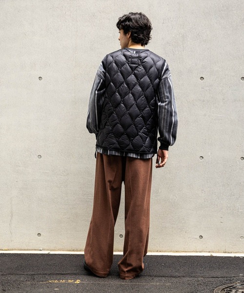 TAION(タイオン)の「【TAION(タイオン)】別注MILITARY LIGHT SHELL DOWN VEST(その他アウター・メンズ・グリーン/ブラック/オリーブ・LARGE/MEDIUM)」の6枚目の写真