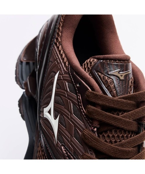 MIZUNO(ミズノ )の「MIZUNO WAVE PROPHECY LS(ミズノ ウエーブプロフェシー LS)(スニーカー・メンズ・ネイビー系/ブラウン系・23cm/23.5cm/24cm/24.5cm/25cm/25.5cm/26cm/26.5cm/27cm/27.5cm/28cm/28.5cm/29cm/30cm)」の13枚目の写真
